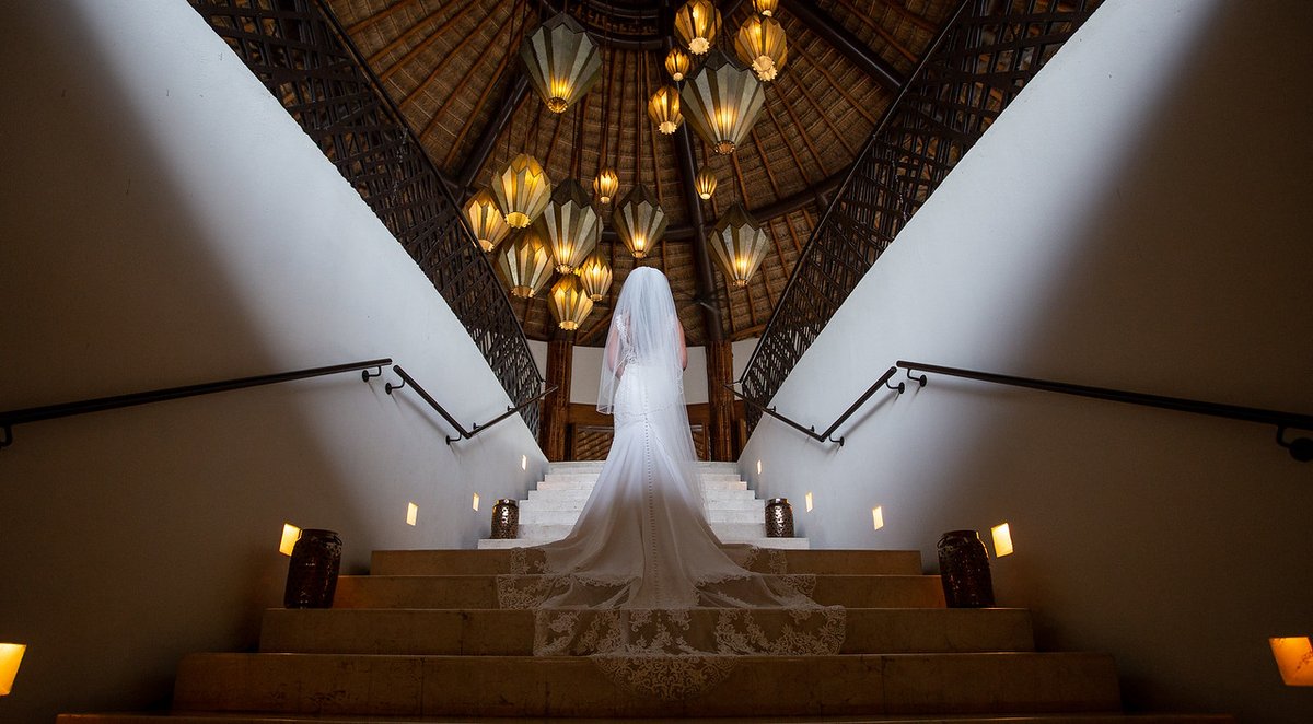 Getting ready to say "I Do" in paradise? See our perfect wedding packages: bit.ly/PackagesAkumal #WeddingWednesday