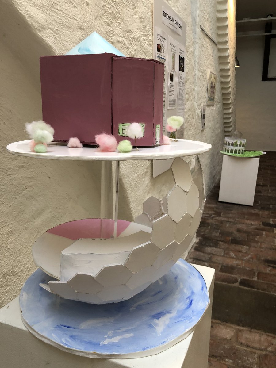 klundstromatmv's tweet photo. Inspirerad by architecture projects at #VRGOdenplan - imagining what is possible #artandscience #WeareVRSkolor https://t.co/FTItnHBvIQ