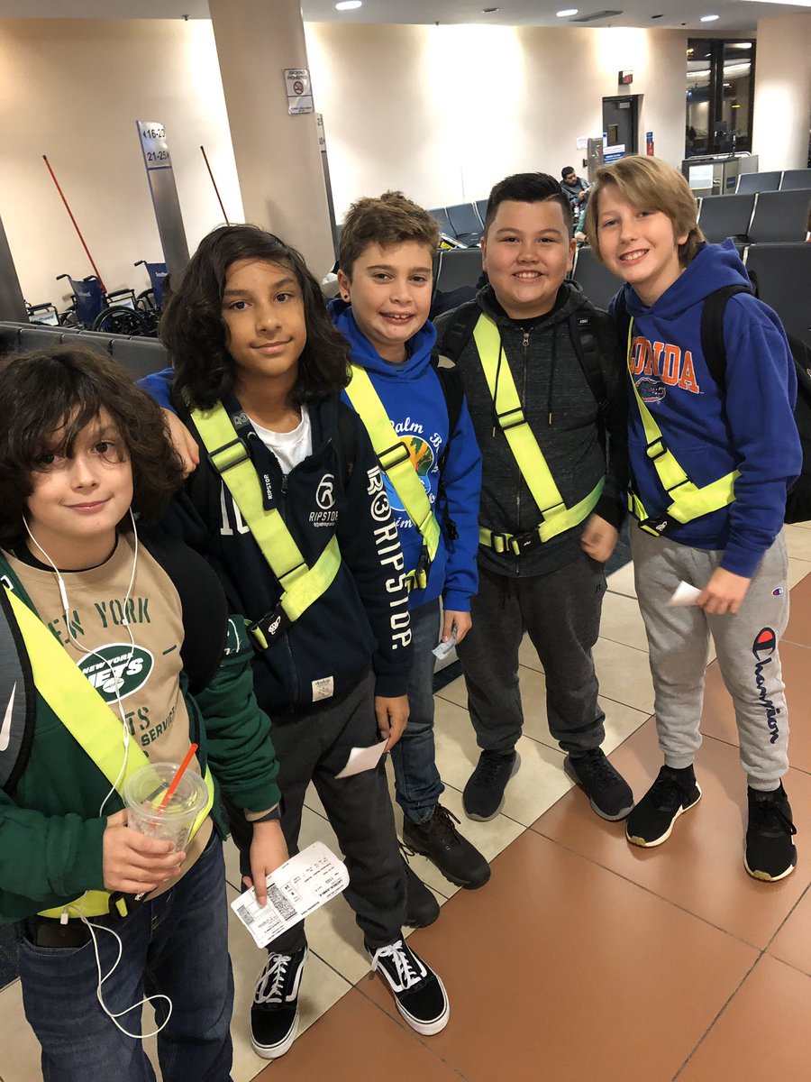 matthutson13's tweet photo. Off to see the United States Capital! https://t.co/x2xnIBIy7e