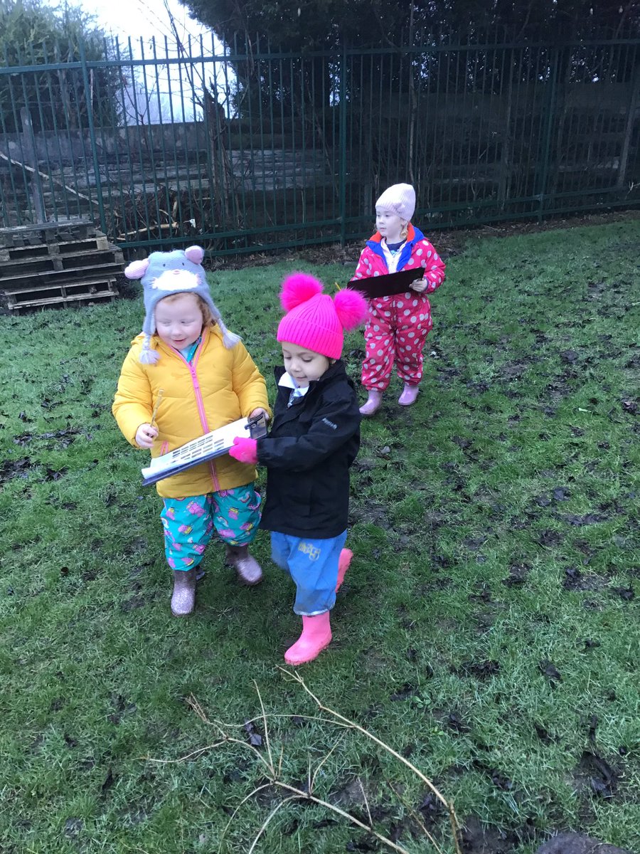BGEcoCouncil's tweet photo. Getting ready for the Big Garden Birdwatch. Which bird did you spot? #identification #curiosity @BradleyGreenFS @Natures_Voice @RSPB_Learning @Muddyfaces @FSAForestSchool @ForestSchools @BradleyGreenPA https://t.co/cgEIBxmtDe
