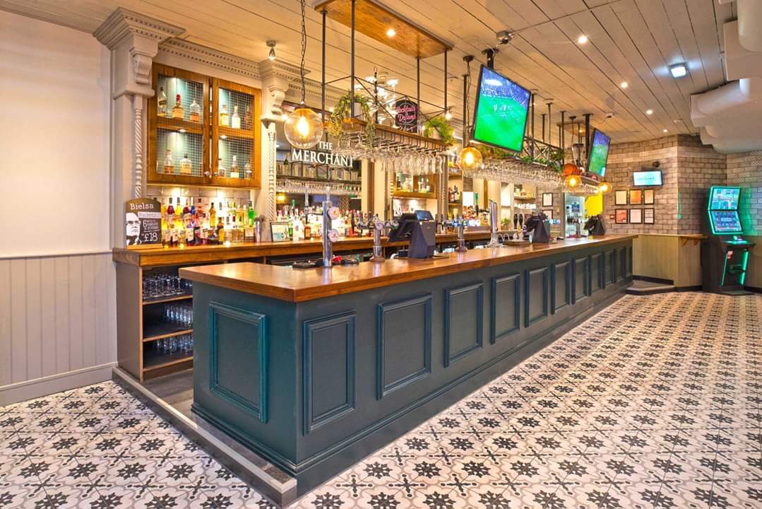 BeckDV8Designs's tweet photo. DV8 recently completed The Merchant, a lively sports pub in Leeds City Centre.
We have revamped the interior to make a brighter, more inviting day time venue whilst also creating a new dance floor area with improved effects lighting to transform the premises during the evenings🕺🏻 https://t.co/jEWfAWTKwv