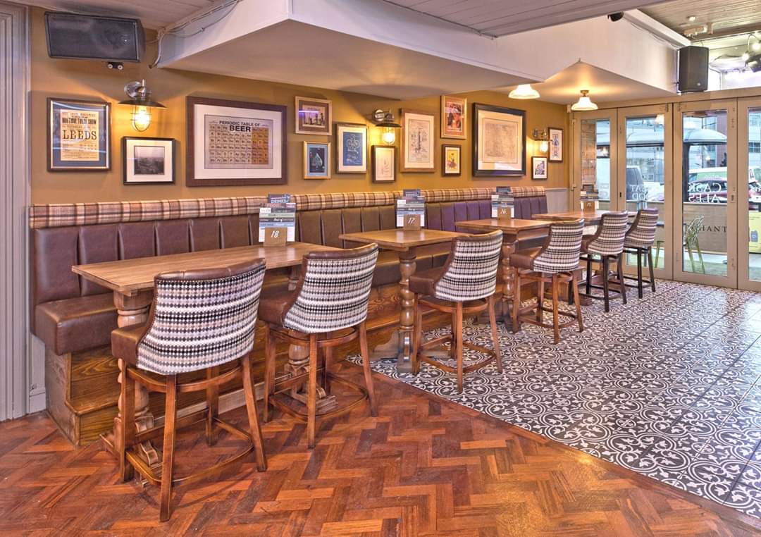 BeckDV8Designs's tweet photo. DV8 recently completed The Merchant, a lively sports pub in Leeds City Centre.
We have revamped the interior to make a brighter, more inviting day time venue whilst also creating a new dance floor area with improved effects lighting to transform the premises during the evenings🕺🏻 https://t.co/jEWfAWTKwv
