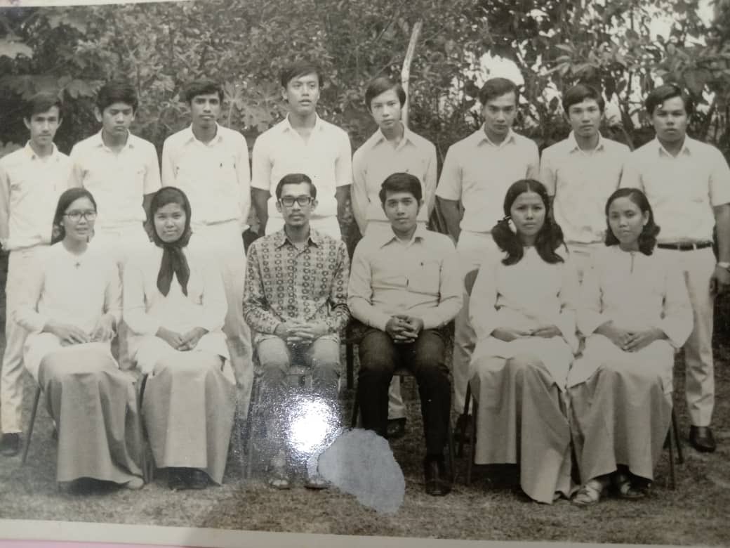 Anwar Ibrahim On Twitter Kenangan Mendidik Anak Bangsa Di Yayasan Anda Sekitar 1970an Pendidikan Akademik Kenangan Yayasananda Keadilan Https T Co Qichoirpth Twitter
