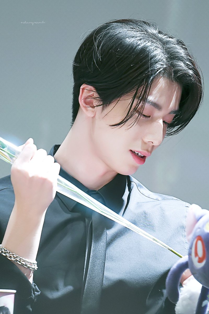 miracle990511's tweet image. 200117 🖤
#SF9 #에스에프나인 #휘영 #HWIYOUNG #フィヨン 
@SF9official