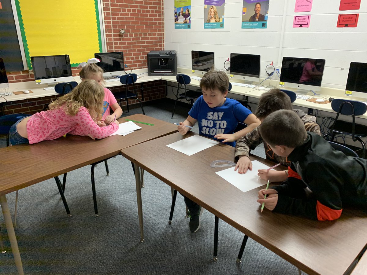 aklaffke's tweet photo. #AldenPride We are working on designing the next Alden Elementary Yearbook this week in technology! https://t.co/aAtgaqJyS7