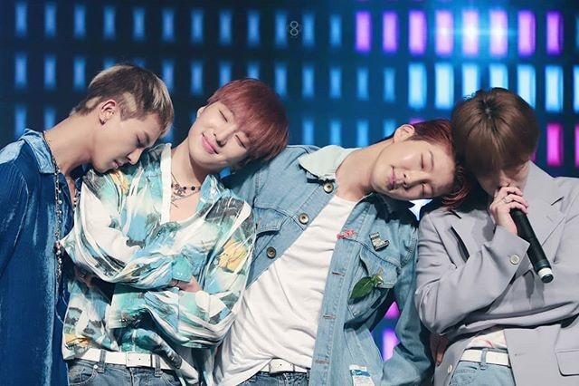 AWSHOONY's tweet photo. อย่าว่าแต่เราชินเลยเค้าก็ชินกับการอยู่ด้วยกัน 4 คน เหมือนกัน
#WINNER #KangSeungYoon #KimJinWoo #SongMinHo #LeeSeungHoon #4WINNER https://t.co/A5ptLmItJe