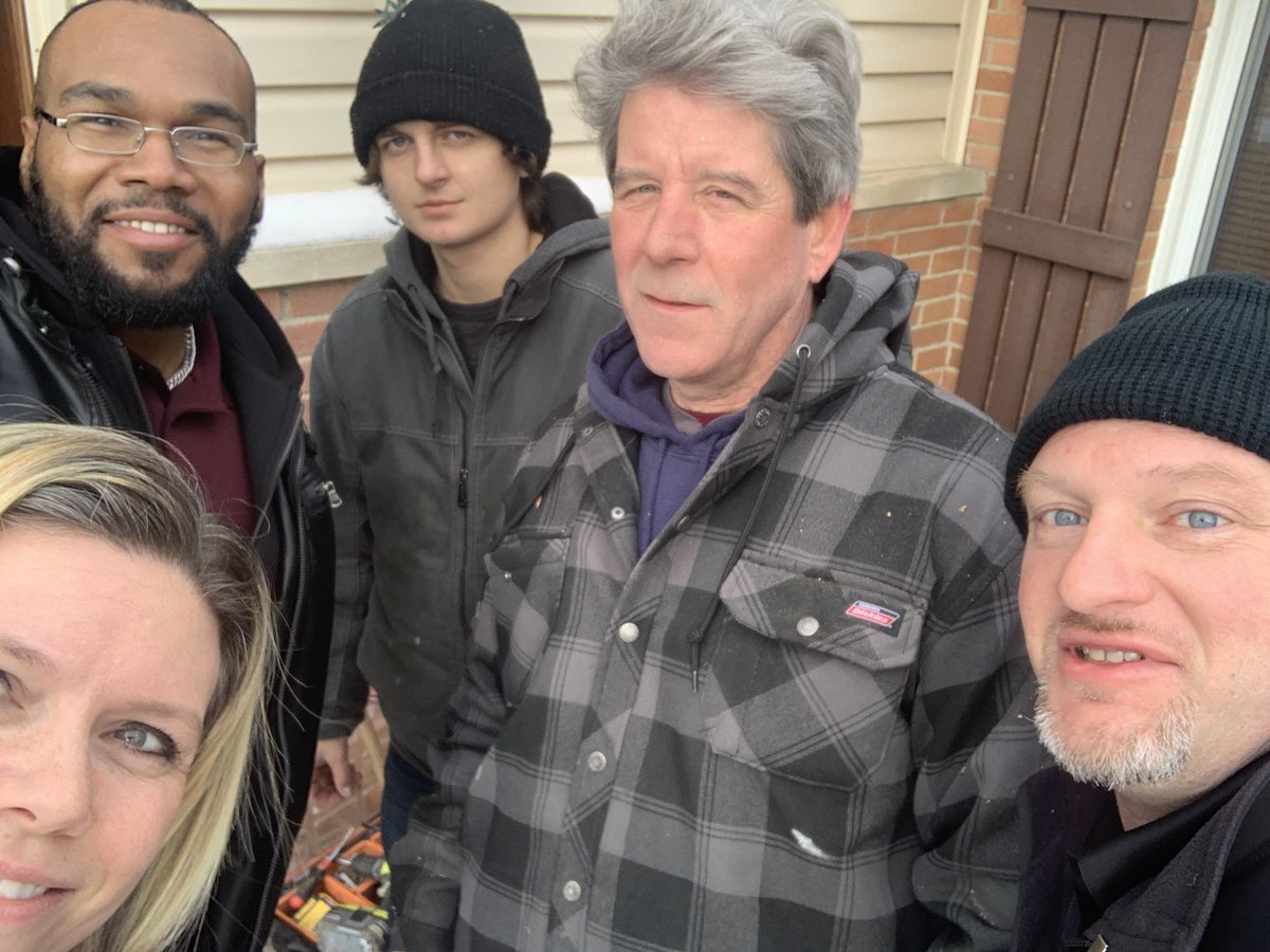 fedulchak's tweet photo. Another great #ProviderPartnership day with RFI! Jay & Jake keeping our customers happy on this cold winter day 😁 @homedepot2737 @t_renard_ @RFInstallations @TarikWiles https://t.co/GmAX8Bc7dc