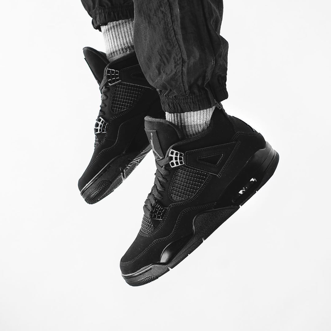 finish line jordan 4 black cat