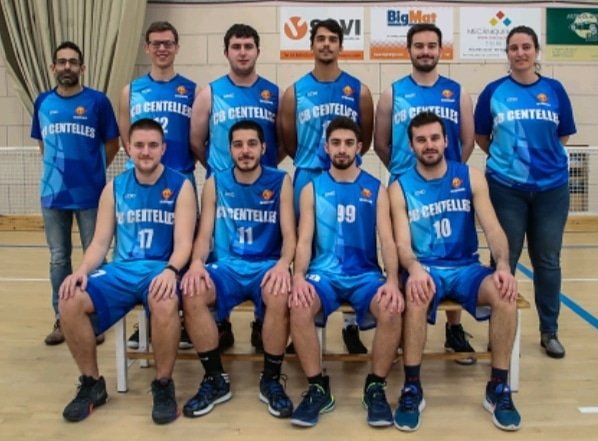 I a mes a mes, aquest divendres el Sènior Masculí juga un partit aplaçat contra el C.B. LES FRANQUESES B  a les 21:30. Us esperem al pavelló per animar!!!

1...2...3... Centelles!!!