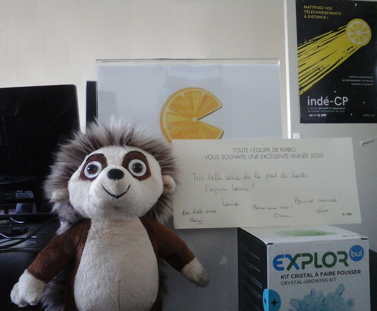 indecp's tweet photo. Le plus sympa chez Indé-CP? Les bonnes relations avec les distributeurs!

Merci à @KMBOcinema pour leur sympathique carte de vœux 2020 ainsi que les petits cadeaux! Cette peluche égayera nos bureaux! https://t.co/oHdMx0dwqX