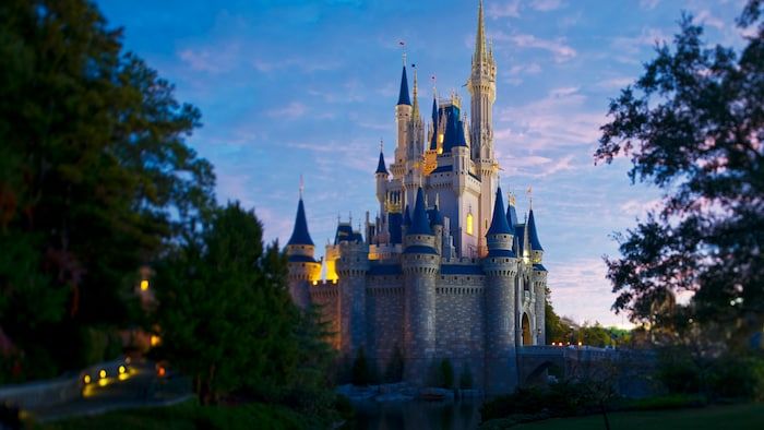 MouseMoxie's tweet photo. Many people want to travel to Disney World and Disneyland, but they are overwhelmed by the choices and planning involved with the trip. @TripMoxie is here to help!
#Disney #Disneyland #disneyworld #disneyparks #Travel #vacation #familyvacation #tripmoxie #mousemoxie https://t.co/Yb988gFVcr