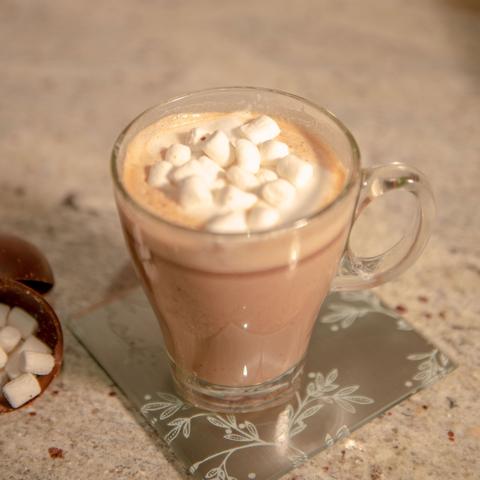 BasingstokeGogo's tweet photo. Is there really a better way to keep warm than with a delicious hot chocolate? 😍🍫

Beat the mid-week winter blues with our best-selling Chocolate Bomb! ☕

#HotChocolate #Warm #WinterBlues #Drink #Chocolate #Basingstoke #HotCocoa @GoGoGadget_UK @InBasingstoke @FestivalPlace https://t.co/E4kWacD855