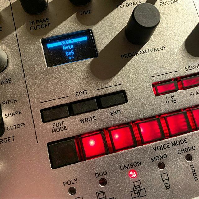 aaronazz's tweet image. ift.tt/2NQ756d