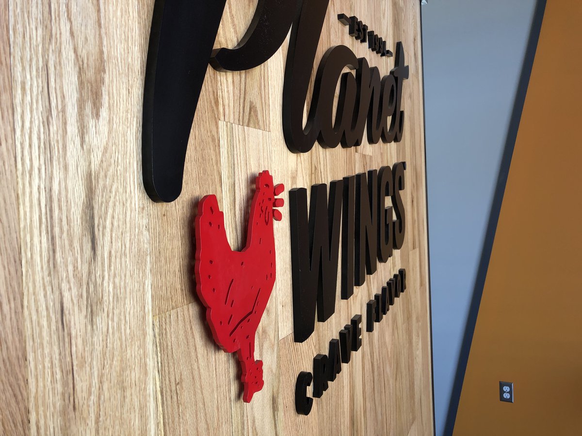 planetwingsUS's tweet photo. Hello #Poughkeepsie, this is happening soon... #craveflavor #dutchesscounty #hudsonvalley #wings https://t.co/9DTxzbEUVy