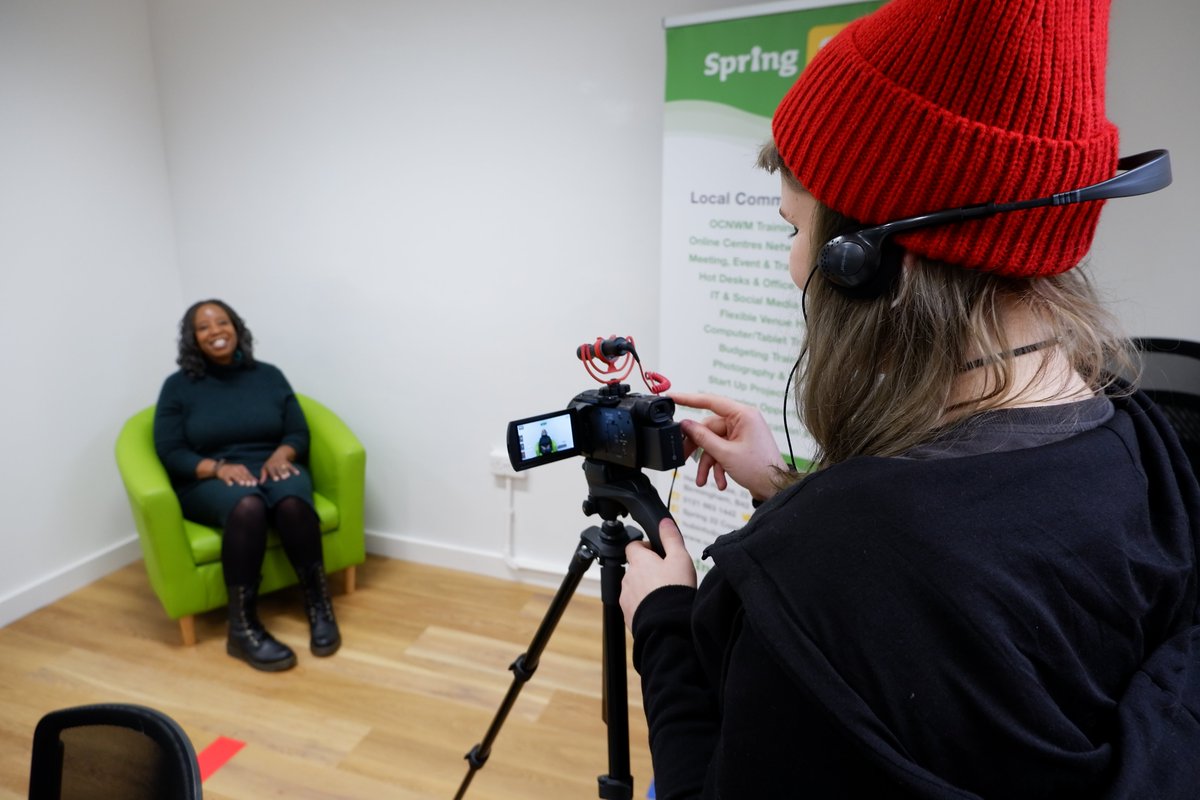 ALL QUIET ON SET! Our Digital Xpression workshop kicked off with filming for YouTube. The film looked at exploring relaxing breathing techniques. Thanks to everyone involved &amp; see you all at session 2!
#digital #birmingham #youtube #birminghamupdates #community <a href="/SpringHousing/">Spring Housing Association</a>