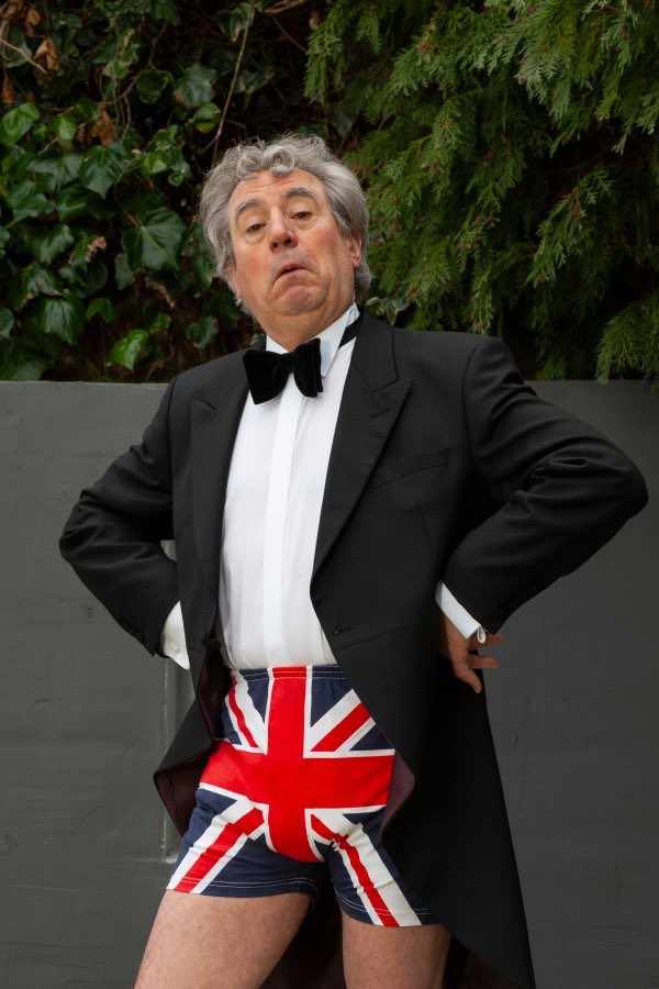 martitorras's tweet photo. Ha mort un dels grans. La mare de l’altre Senyor, oh Brian!!Descansa en pau, Terry Jones!!  Fem Spam a la seva salut! Spam, spam, spam, bacon and spam. #twodownfourtogo #MontyPython #terryjones #lamadredebrian https://t.co/sMiukjspS6