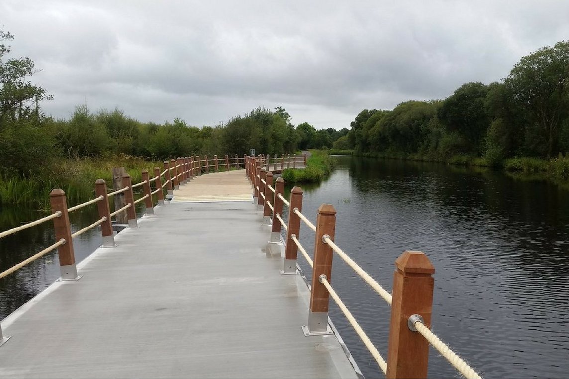 LeitrimTNetwork's tweet photo. Wednesday Walk
This week's walk- Acres Lake Boardwalk which can be completed in either direction from Battlebridge Lock
or Acres Lake. Follow the towpath to the famous floating
boardwalk. Distance 6.5km #walk #active #nature #fit #chill #familyfun #LovingLeitrim
@waterwaysirelan https://t.co/weXxD0eMaW