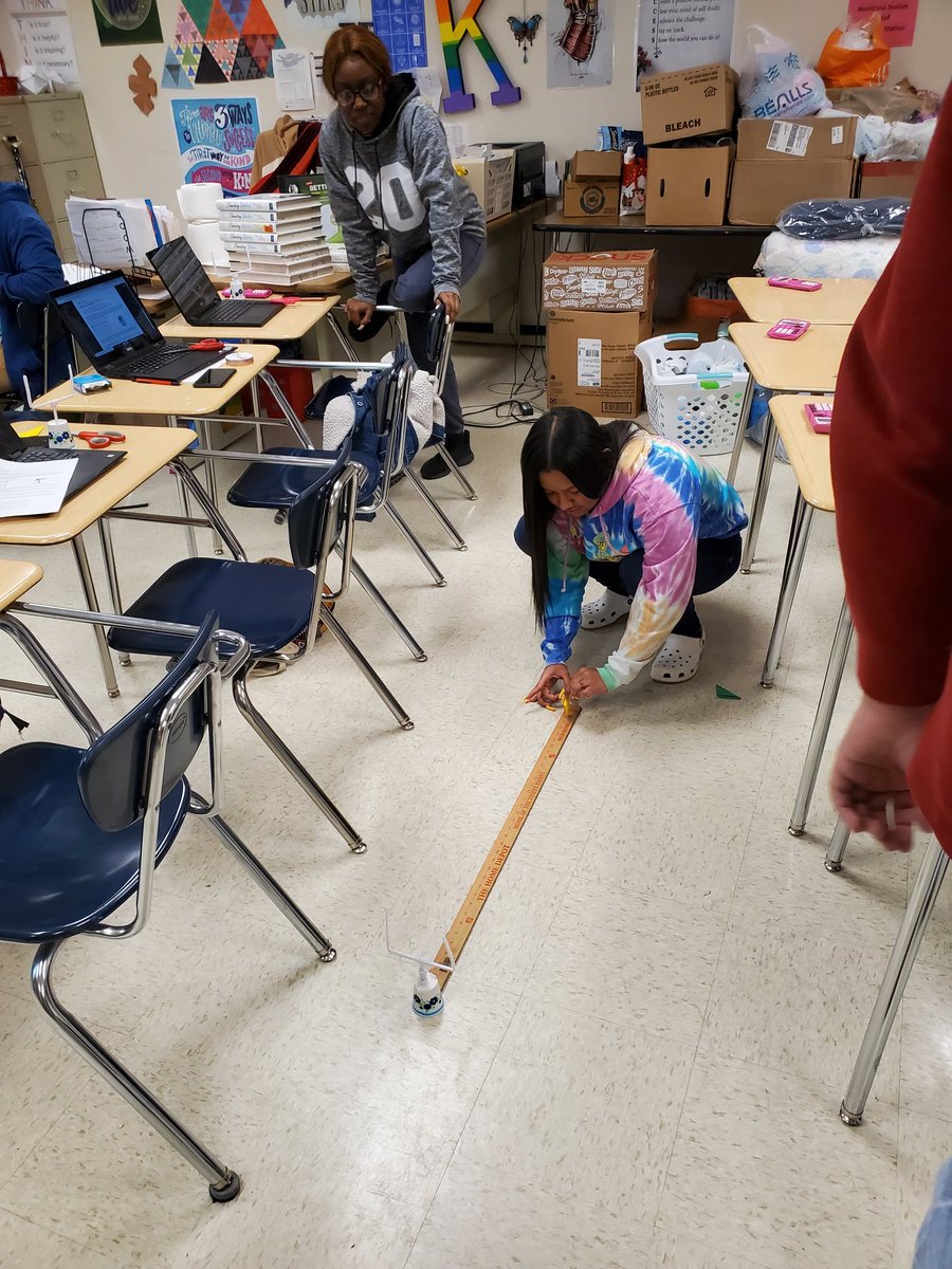 MathQueen4Life's tweet photo. 4th Period Fam (class) working on their Stop and STEAM projects 💜 #TheWESTPrep #Killion4thPd #StopandSTEAM #SLCPS #SLCMagnet https://t.co/0RIZaByzcO