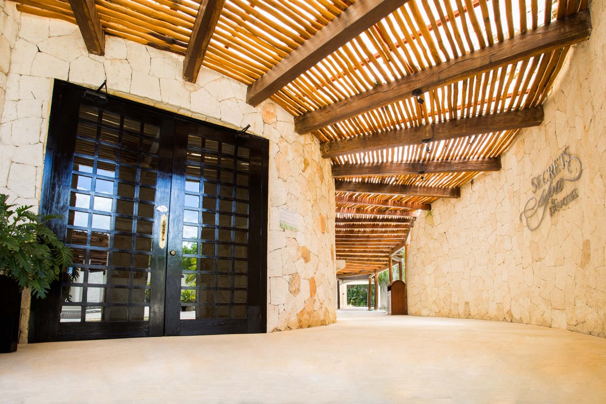 Secrets Maroma Beach tweet media