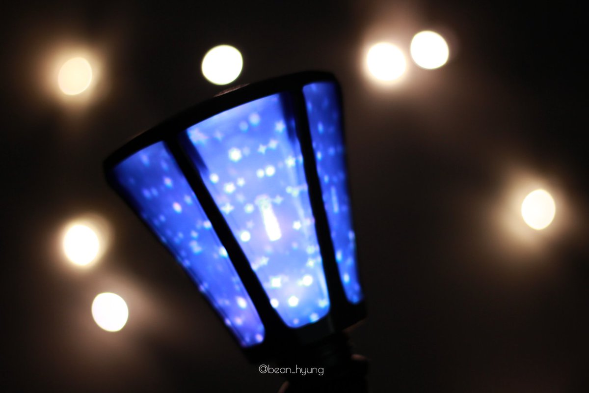 bean_hyung's tweet photo. #StarlightStick 🌟 https://t.co/yj9h807W5g