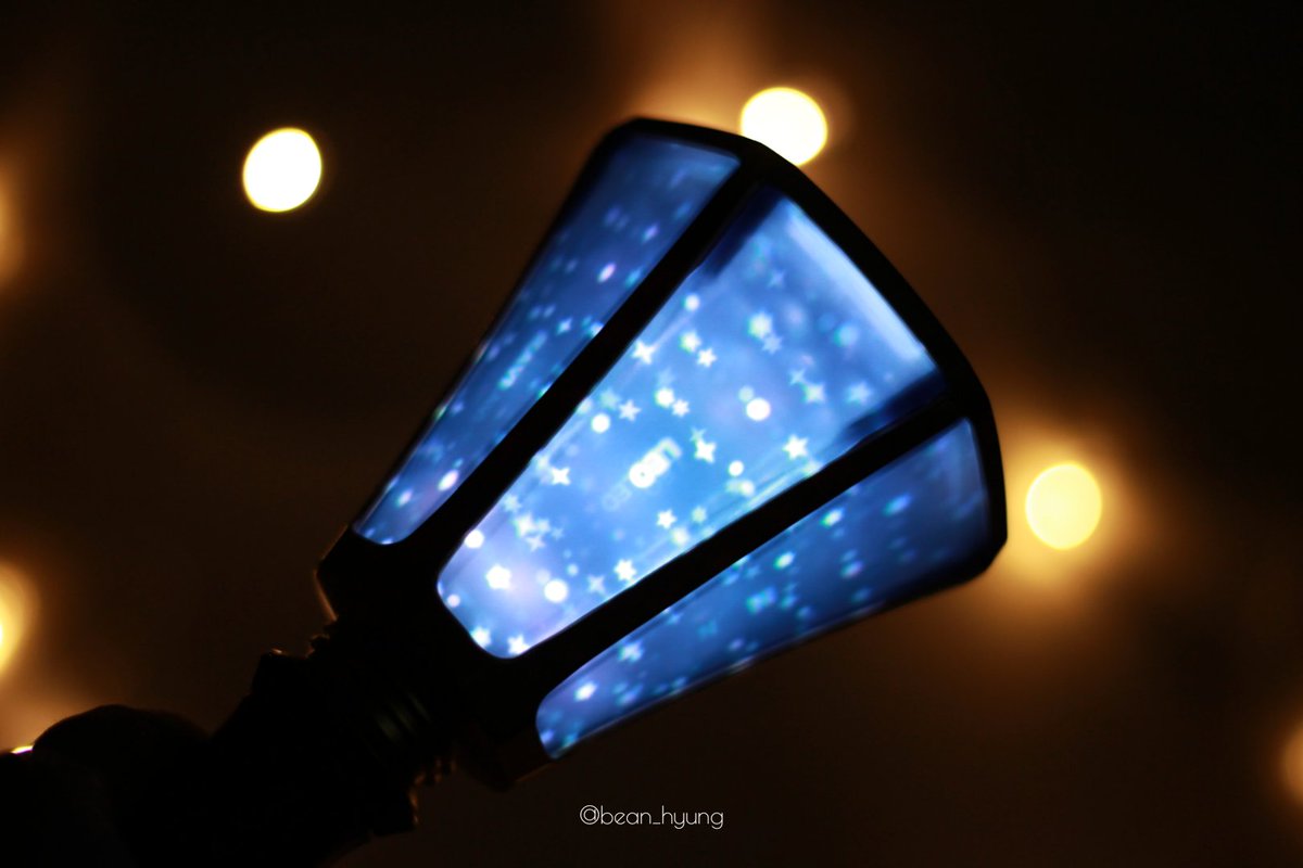 bean_hyung's tweet photo. #StarlightStick 🌟 https://t.co/yj9h807W5g