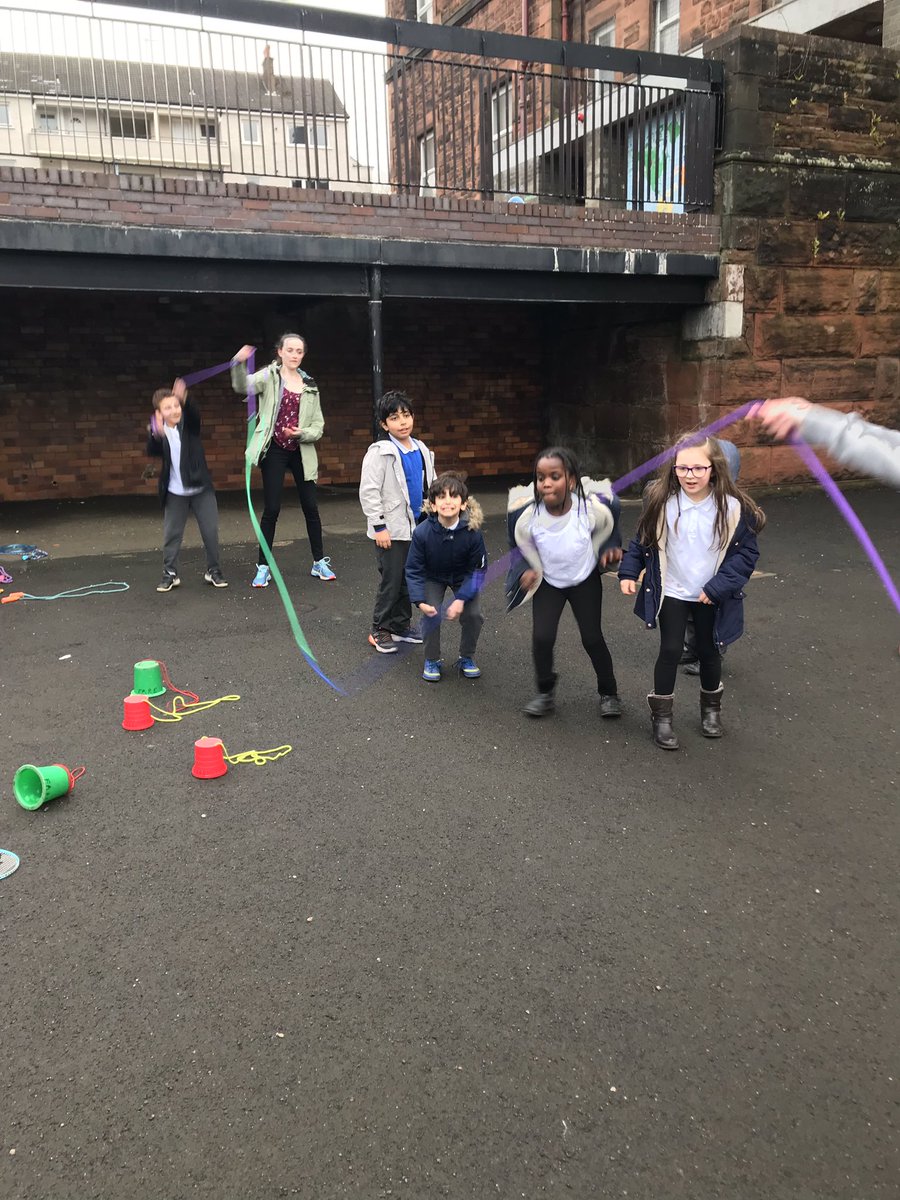 FareJennifer's tweet photo. Here we go Cohort 11 Active Play. Great start @ThornwoodPri  Children are already trying something new. Lots of smiles all round 😊 #ActivePlay @FARE_Scotland @InspiringSland @Jimmy_FARE @Thrive_Outdoors @GlasgowCC https://t.co/owKk4E9GMy