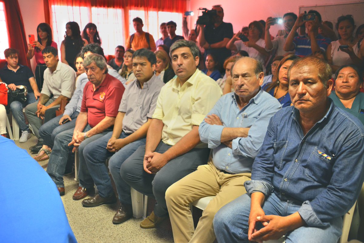 MTartagal's tweet photo. Ayer, en un acto realizado en el Hospital Juan Domingo Peron,el Intendente MARIO MIMESSI  junto a Jefes Comunales del Departamento San Martín firmaron un convenio de colaboración en la lucha contra el Dengue, con la Ministra de Salud de la Provincia Doctora Josefina Medrano. https://t.co/jnOioovDV5