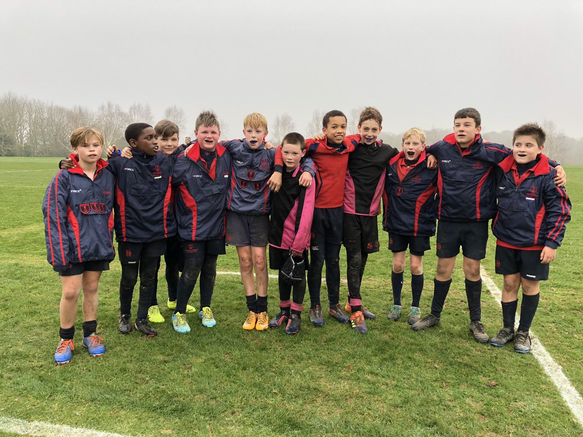 GregGorrill's tweet photo. @SomerhillThree hosting @thenewbeacon Year 7 today - @SevenoaksRFC U12s teammates played well against each other for a 1-1 draw! #rugbyfamily https://t.co/N44GmUBJBq