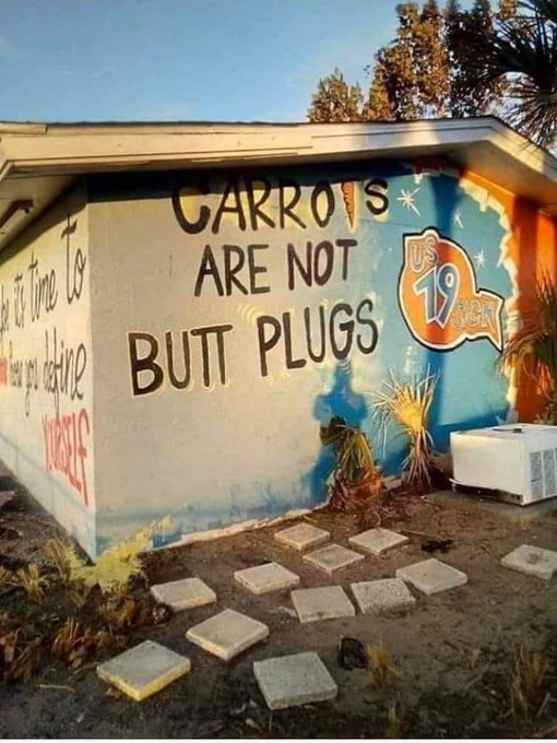 It's #Humpday when seeking Your #HumpDayHappiness remember that carrots are NOT butt plugs! 😲 https://t<a href="/tag/humpday"class="tags">#Humpday</a><a href="/tag/humpdayhappiness"class="tags">#HumpDayHappiness</a>