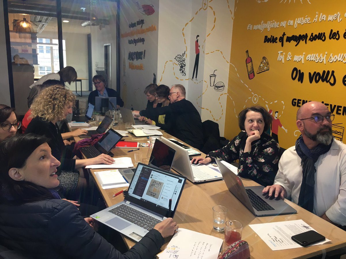 Digitaly_FR's tweet photo. #Leader40 ⏩ Du nouveau dans la #formation ! Un parcours, un cycle complet et innovant. Du #digital ... aux #softskills ! Avec du #elearning et du présentiel en 8 modules. Plus d’informations, c’est ICI 👉🏼 https://t.co/XOEWVABHlm https://t.co/LX3J7wL4M7