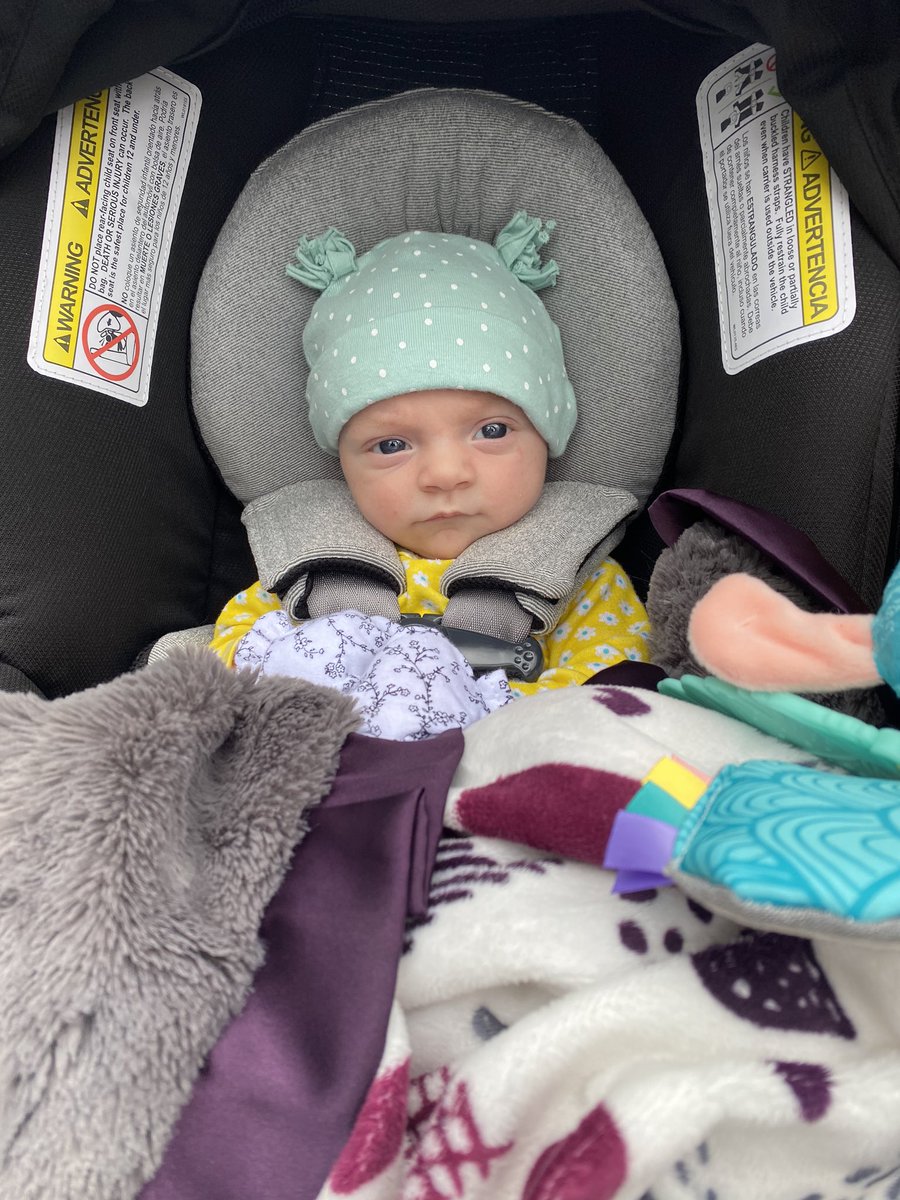 My baby girl 😍 I can’t believe she is almost 2 months old!