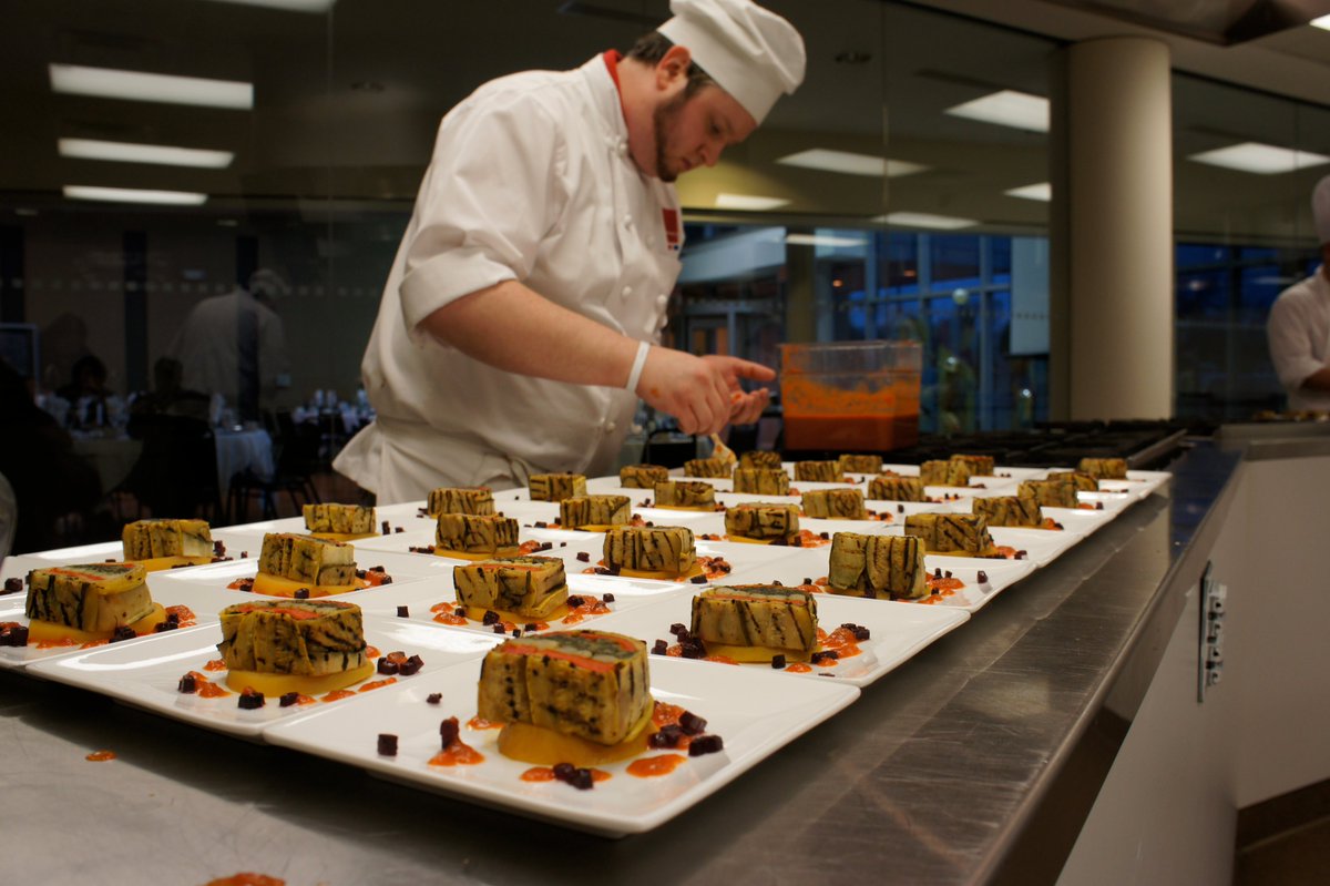 Hey Eagles! The new ICenter projects for next quarter are now available online! Sign up today and receive credit for experience working with real clients! #rmyou #icenter
bit.ly/2txQBJ3