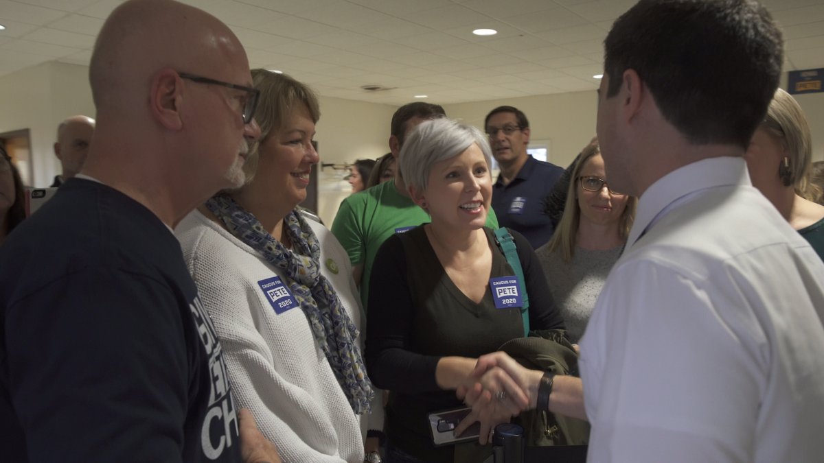 KirstenisKit's tweet photo. So happy to see this pic - I really did meet @PeteButtigieg and think he'll be a great #President @PeteForAmerica . Shout out to @indieiniowa @PeggyHuppert, also in this photo. #iowapolitics #readytocaucus https://t.co/fUcrrIi86F