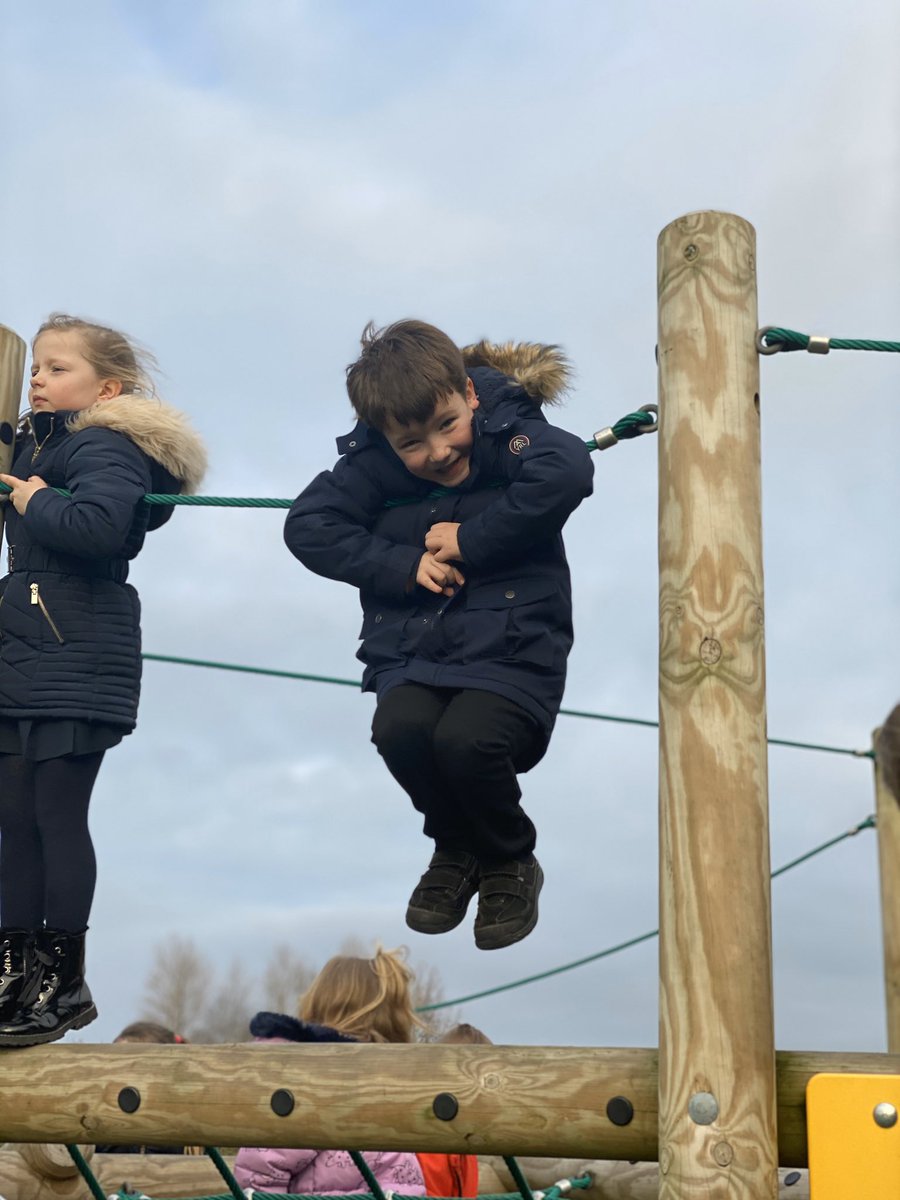 DeanburnPSP6MC's tweet photo. Climbing high! #TrimTrack #HealthAndWellbeing #active #PlayIsTheWay https://t.co/IwD5kPEEyG