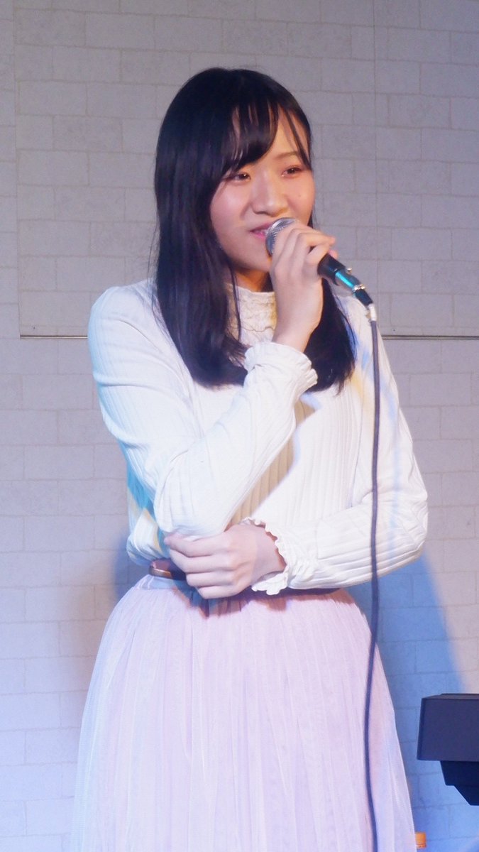 yokonyan_tomo's tweet image. トムさん企画ライブ18  本気　#池袋Canopus
RIKAさん、喉の具合が心配でしたが回復してました。
ピアノ弾き語りで3曲。ラストはスタンドでふわふわ熱唱。
３／22六本木CLUB EDGEで2ndワンマンライブ200人動員
達成するとフェスに出れるそうです。空いている人、
空けてくれる人、笑顔可愛い😊✨✨✨✨