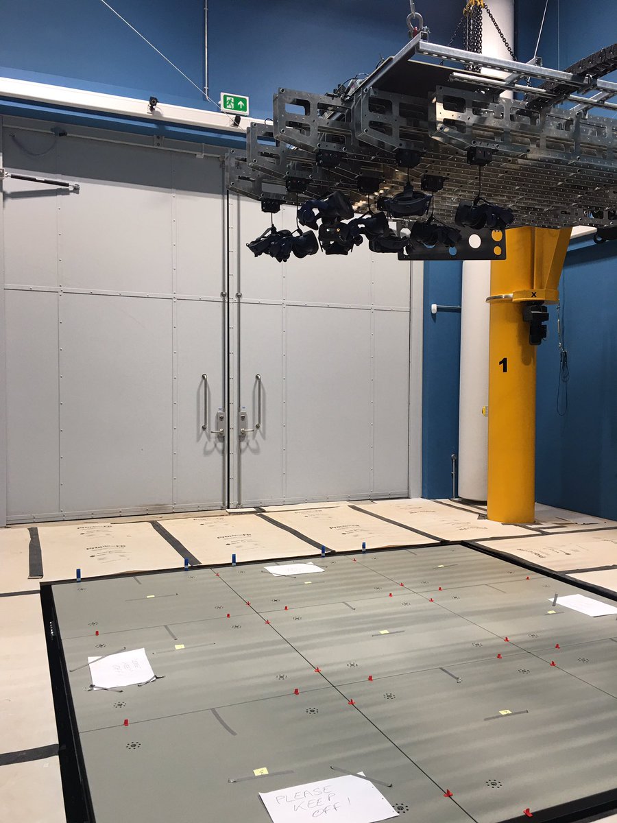 v_simulators's tweet photo. Moving in day for the @VibrationUoE @UniofExeter #VSimulators team. Forceplates now in place. Last stages of equipment testing. All very exciting! https://t.co/FhjoLEnbqE