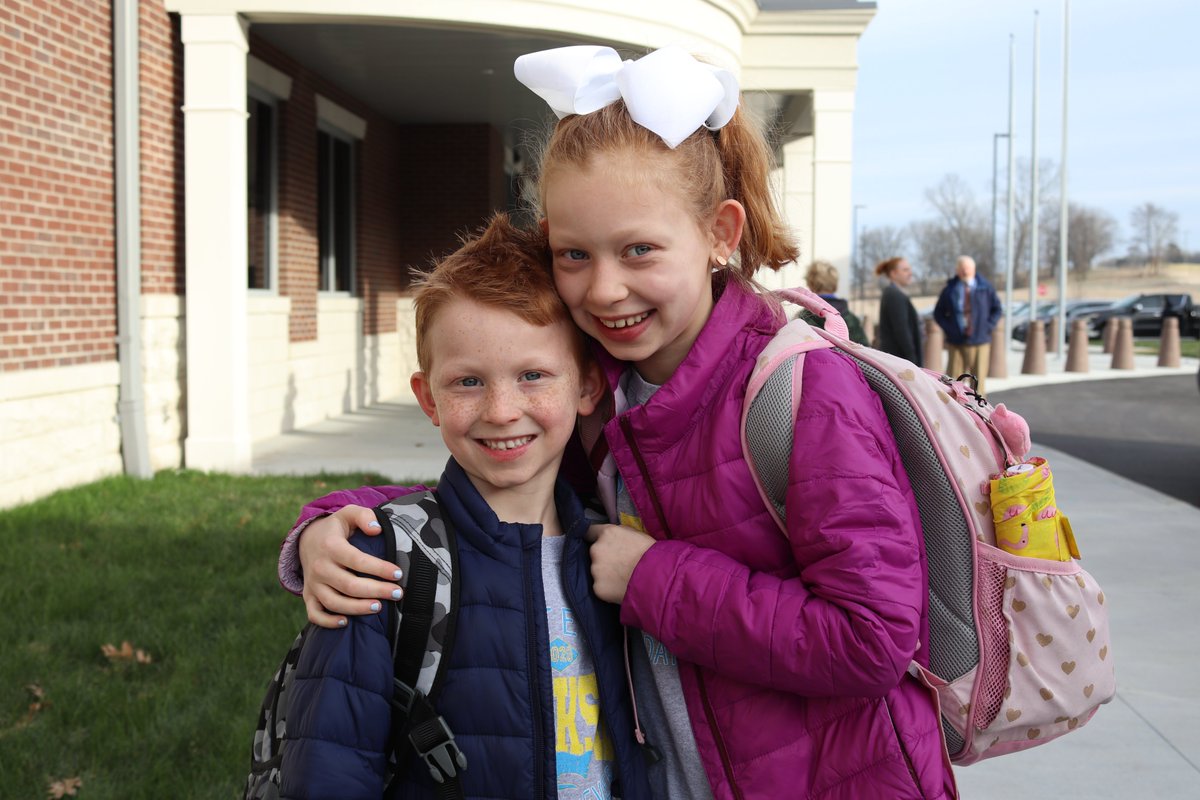 WCSedu's tweet photo. Students arrived at the new Creekside Elementary building excited and ready to learn this morning! Today was their first day in the new facility on Gosey Hill Road. https://t.co/Gvpvb6JNzU