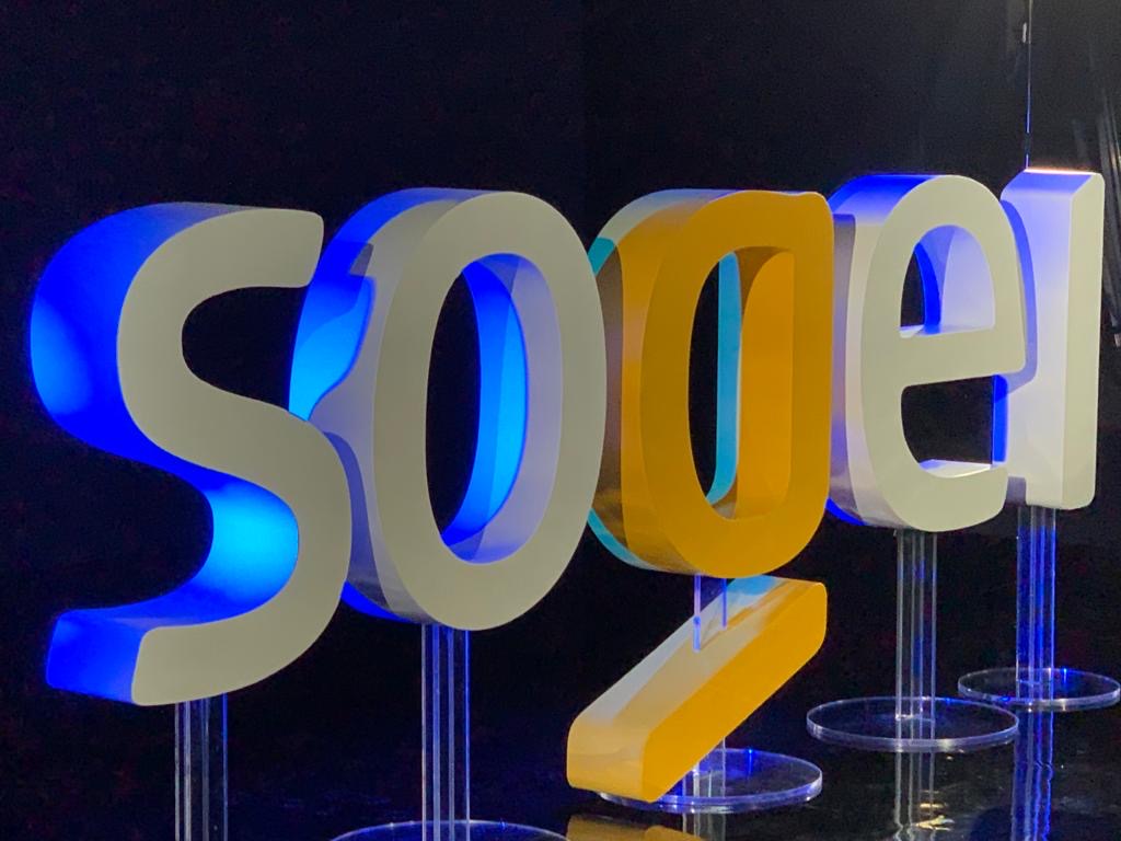#Sogei aderisce al Manifesto “Repubblica Digitale”
 #innovazione e #competenza al servizio del Paese.

👉bit.ly/36jnpCJ

#openinnovation 
#webconsapevole👉bit.ly/30LKdtu

<a href="/MEF_GOV/">MEF</a> <a href="/InnovazioneGov/">Dipartimento per la Trasformazione Digitale</a>  <a href="/MiurSocial/">MiurSocial 😷</a> @PaolaPisano_Min <a href="/DadoneFabiana/">Fabiana Dadone</a> <a href="/AzzolinaLucia/">Lucia Azzolina</a>