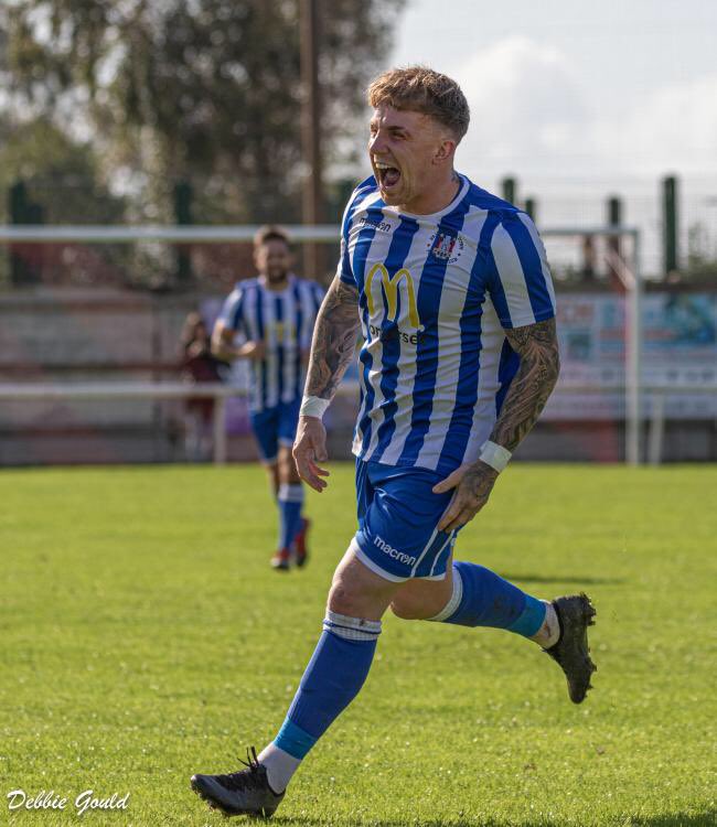 CheddarFC1892's tweet photo. INCOMING...👀 ⚽️🧀📝
We are delighted to announce the Signing of midfielder @michaelduffyjo1 from Bridgwater Town, Mike joins us with a vast amount of experience at Toolstation level and will go straight into Saturday's squad for the trip to Longwell Green.
Welcome Mike ⚽️🧀📝 https://t.co/dYuLATSuX4