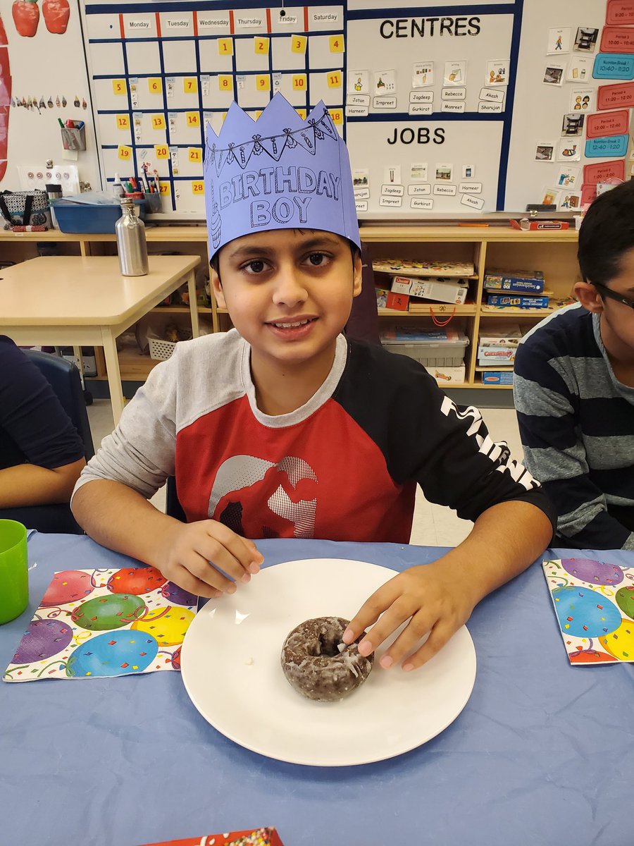 Ms_Manalis's tweet image. Happiest of Birthdays goes out to Jatan from all of his peers and teachers! #friendships #communityclass #birthdaycelebrations @BerylFordPS @PeelSchools