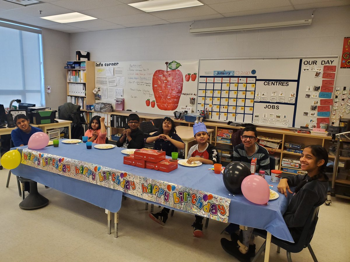 Ms_Manalis's tweet image. Happiest of Birthdays goes out to Jatan from all of his peers and teachers! #friendships #communityclass #birthdaycelebrations @BerylFordPS @PeelSchools