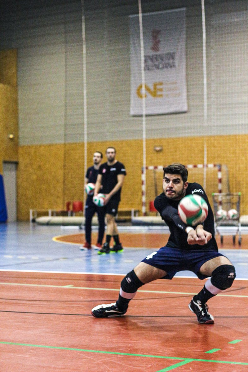 cvalmoradi's tweet photo. Esta semana nuestro equipo recibe a uno de los históricos de la #Superliga.
.
.
Y nuestros jugadores se están entrenando a fondo para dejarlo todo en la pista.
.
.
¿Sabes quién nos visita esta jornada?
.
.
#GoCVA
#Superliga
#Jornada15
#Voleibol
#Almoradi
#Alicante https://t.co/zQgpn8vfGW