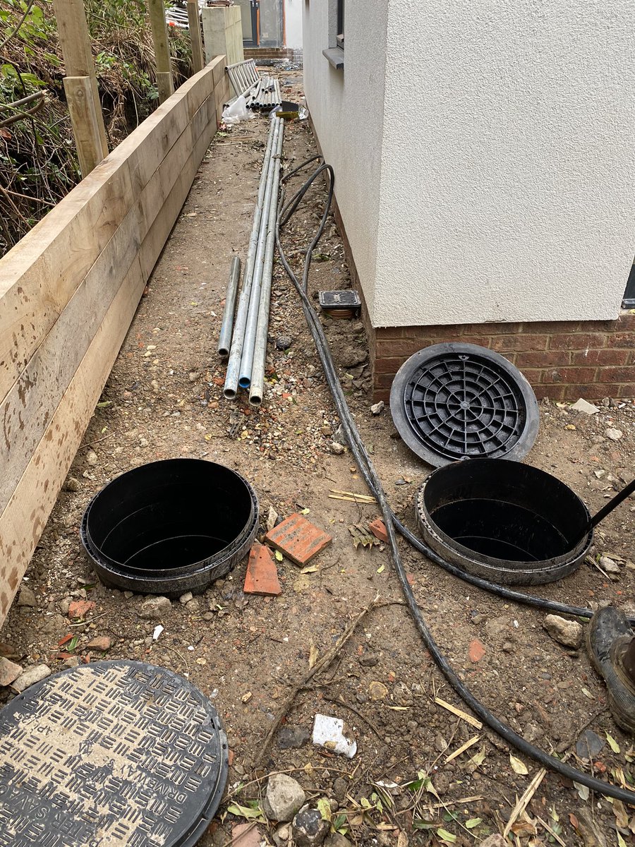 MTDrains's tweet photo. Carried out a full clean & inspection of the drains this morning at a site on a newly developed site.
#draincleaning #hpwj #minitanker #tanker #combitanker #riocom #jetvac #soil #stone #rubble #newlydeveloped #hythe #mtdrains https://t.co/ilfLzEP8nY