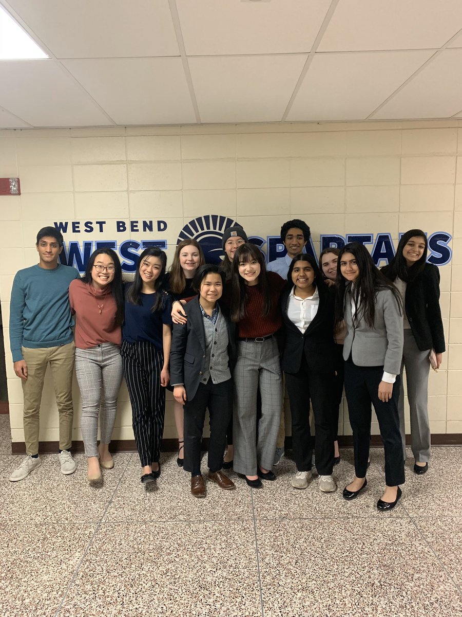 Sorry this is late, but congrats to AN Debate on a great showing at last weekend’s State Debate Tournament. AN had 13 students qualify. Mihir Uberoi was 6-0 and made it to the semi finals of the elimination round and took 2nd in speaker points! Great job Lightning Debaters!