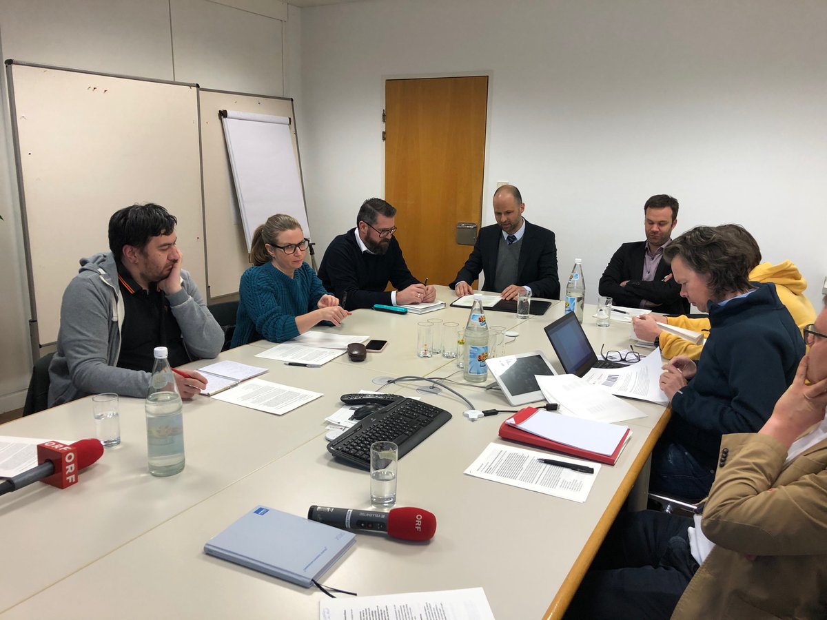 LR Marco Tittler informiert über Verkehrszahlen seit Vignettenbefreiung, viel hat sich nicht getan und sie sind noch nicht aussagekräftig sagt er. In Zukunft gibts die Zahlen monatlich.