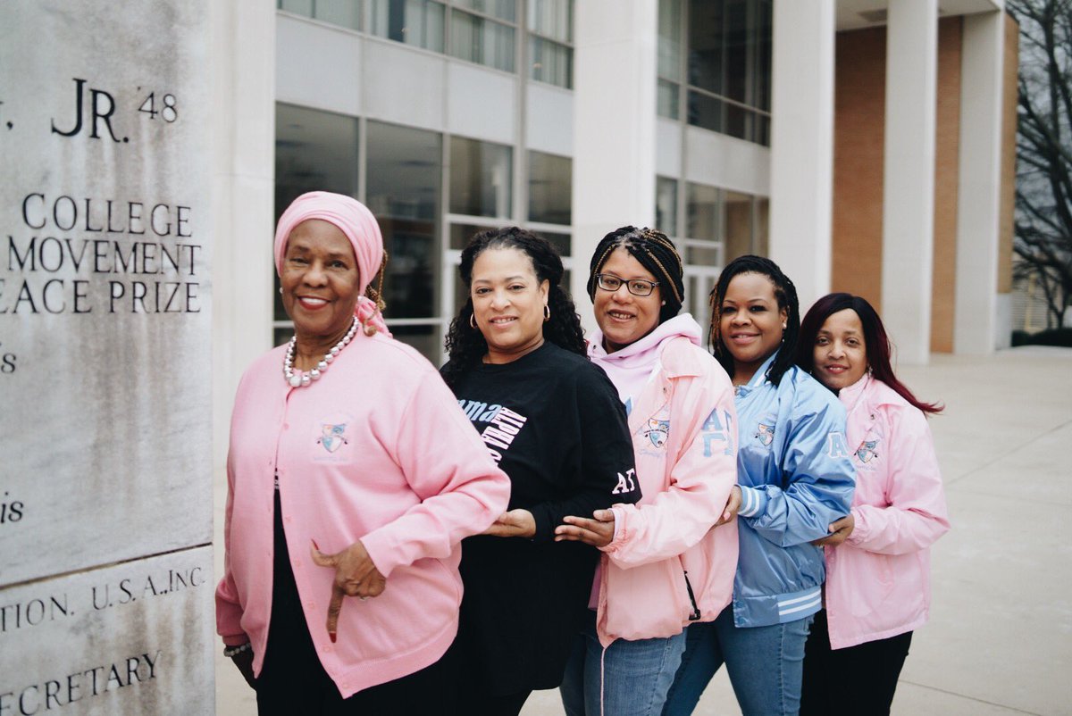 alphagamma1943's tweet photo. Happy Gamma Wednesday from the Alpha Gamma Chapter in Atlanta, Ga.
#GammaPhiDeltaSororityInc
#whentheouttakesarebetter
#AlphaGammaChapter
#GPDSAR #MLKDay2020 https://t.co/5CGluj4PAd