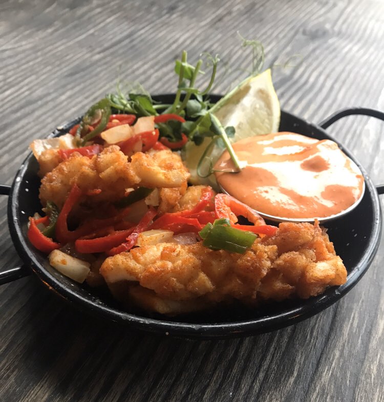 51MillLane's tweet photo. Salt &amp; Pepper Squid &amp; Sriracha Mayo #Spicy #Humpdaywednesday #Gin #SmallPlates #Cocktails #KeepitLocal #51 https://t.co/bJQyPcSPlg