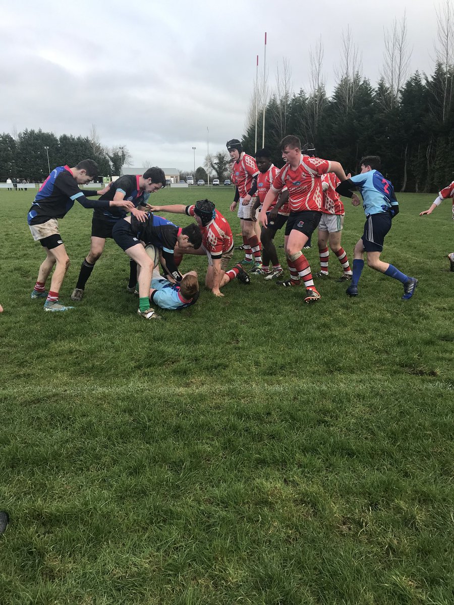 CBSRugbyCharlev's tweet photo. Some more pictures from yesterday's great win 💪 @CBSCharleville @Munsterrugby https://t.co/8zamW5mtfy