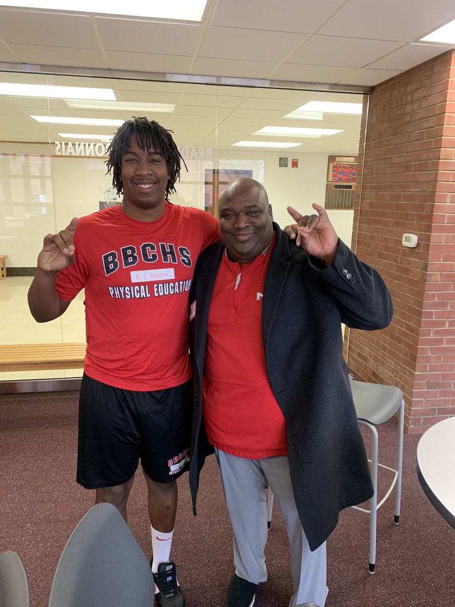 Great Day To Be A Huskie🐾 🔴⚫️ @NIUCoachHammock <a href="/tonysorrentino1/">Tony Sorrentino</a> <a href="/BBCHSFootball/">BBCHS Football</a> <a href="/BBCHSAPT/">BBCHS Athletic Performance</a> <a href="/CoachGrantFB/">🏈Omar Grant🏈</a> <a href="/NIUAthletics/">NIU Athletics</a>