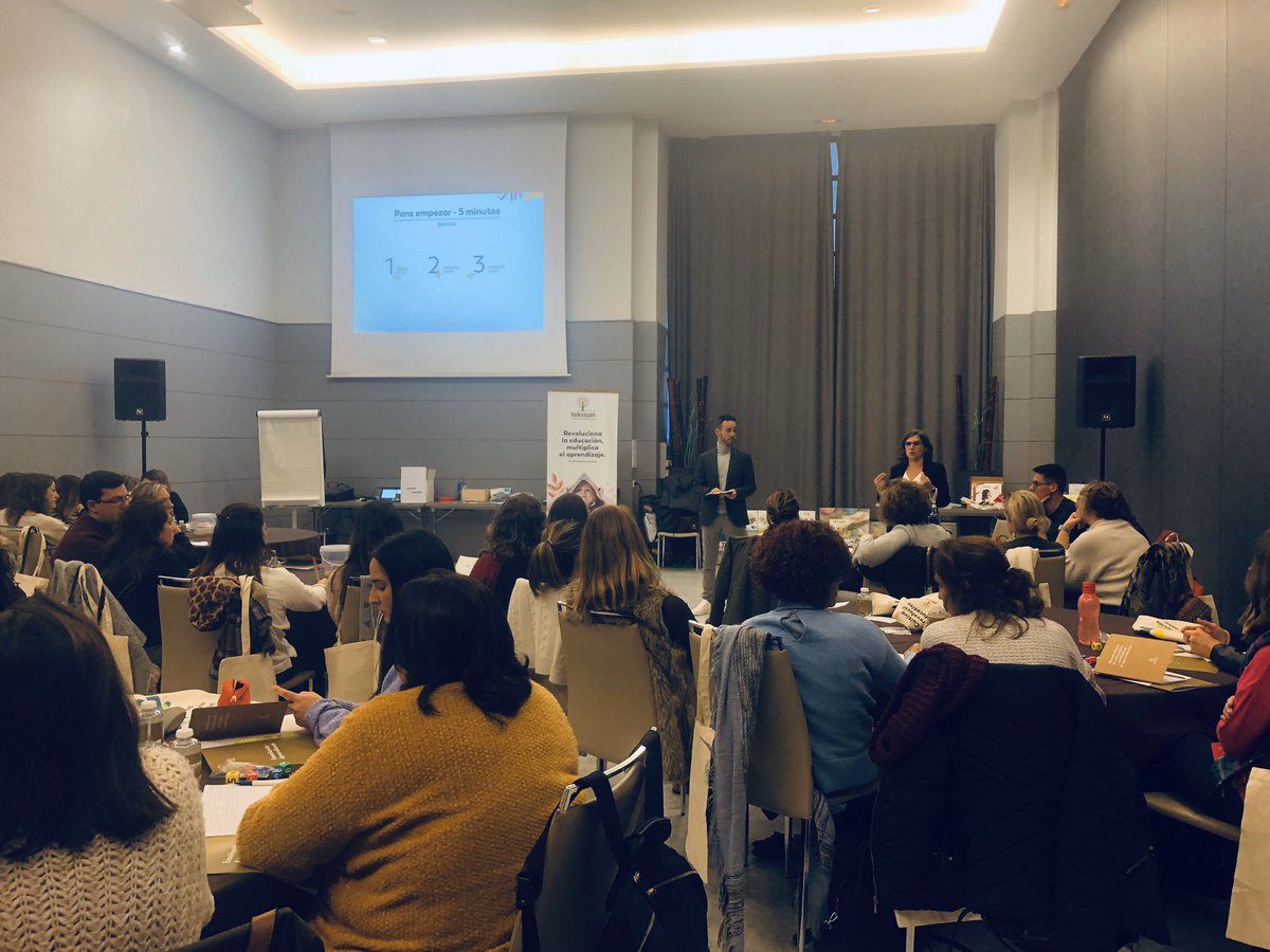 #Formación 🧑🏻‍🏫| #infantil 

Hoy formación práctica con el equipo de <a href="/tekmaneducation/">tekman education</a> 🔢 

✨Rᴇᴠᴏʟᴜᴄɪᴏɴᴀ ʟᴀ ᴇᴅᴜᴄᴀᴄɪóɴ, 
ᴍᴜʟᴛɪᴘʟɪᴄᴀ ᴇʟ ᴀᴘʀᴇɴᴅɪᴢᴀᴊᴇ ✨

#cultivalarevolucion 🌱